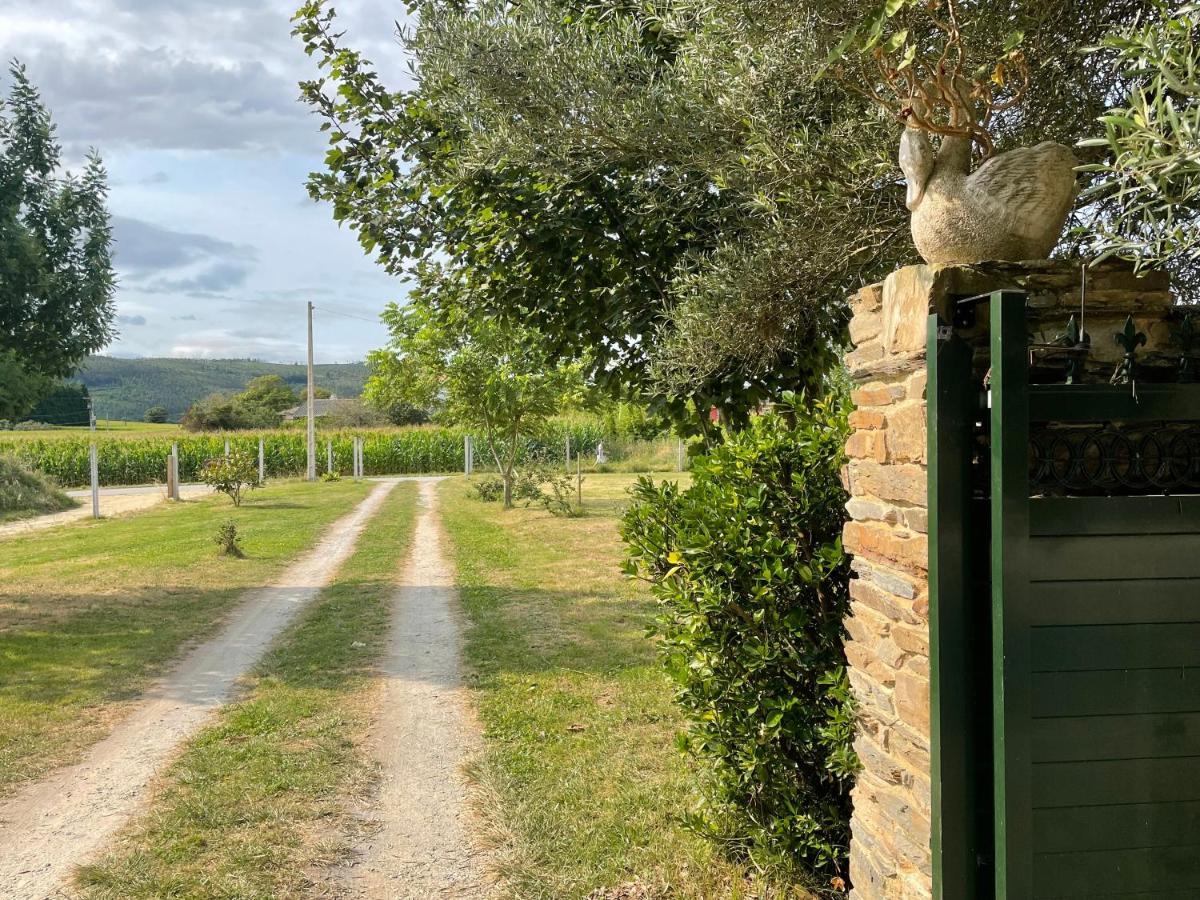 Apartamento Turistico Con Precioso Jardin - Los Gayoles Rural Castropol Exterior foto